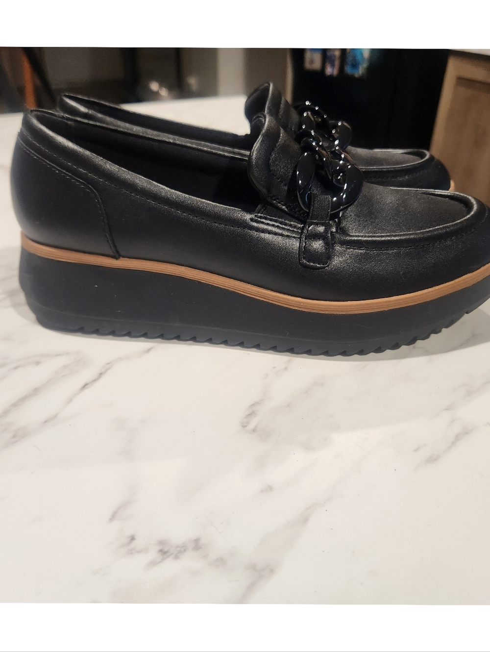 Clarks Womens Zylah May Platform Loafer Slip On Black Leather Size 9
